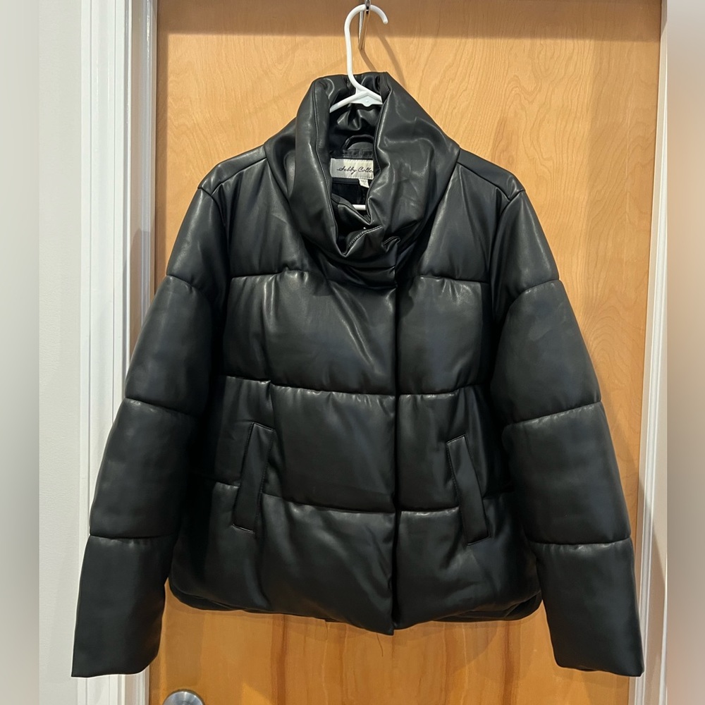 Black Vegan Leather Puffer Coat Size Medium